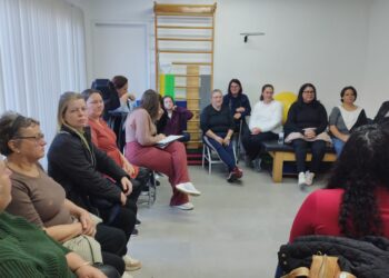 Grupo FibroVida promove encontro de acolhimento e fortalecimento na Unidade Municipal de Reabilitação