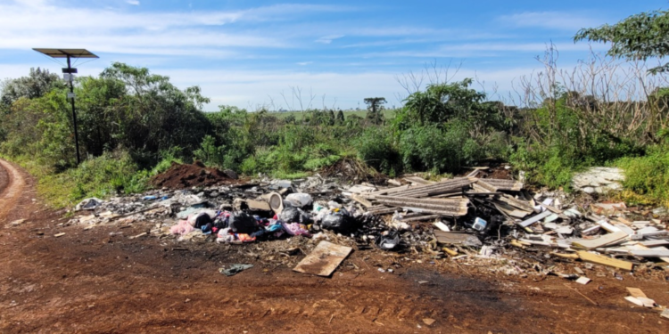 Secretaria de Meio Ambiente alerta que aumentam os flagrantes de descarte irregular de lixo