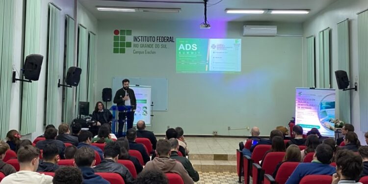 CIT destaca empreendedorismo e inovação durante o 1º ADS Summit do IFRS Erechim