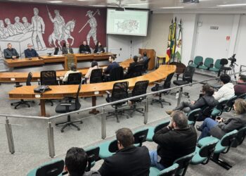 REURB orienta corretores sobre venda de imóveis irregulares e reforça combate a loteamentos clandestinos