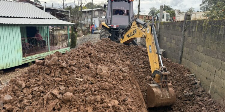 Prefeitura faz obras emergenciais e de mitigação em pontos atingidos pelas fortes chuvas