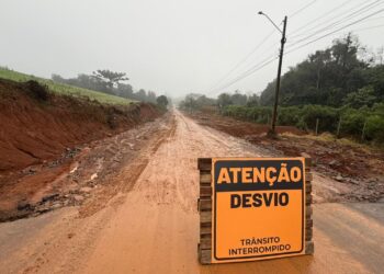 Trecho da Avenida Júlio Anzanello será totalmente bloqueado para execução de obra de drenagem