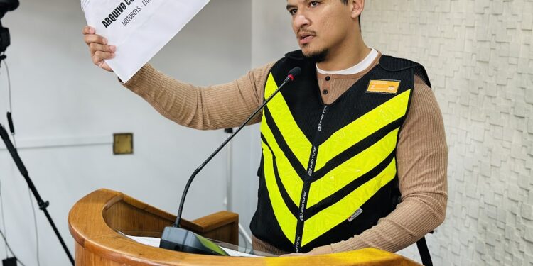 Lei de autoria do vereador Tiago The Police é aprovada e busca melhorar a jornada de trabalho dos motoboys