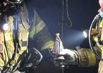 Estátua de Nossa Senhora permanece intacta após incêndio atingir residência em Erechim
