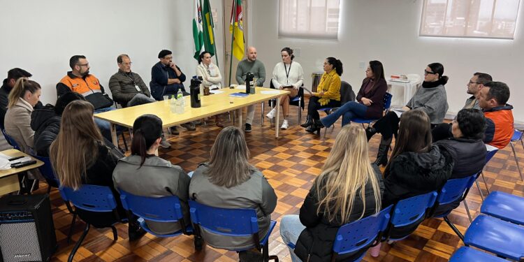 Prefeitura formaliza criação de Comitê Municipal de Enfrentamento aos Impactos do El Niño na Saúde Pública