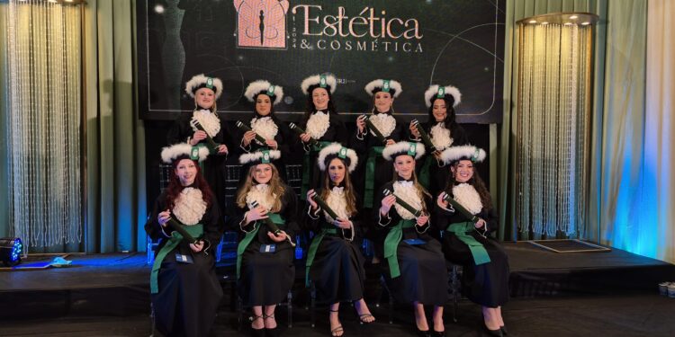 Estética e Cosmética da URI forma novas tecnólogas 