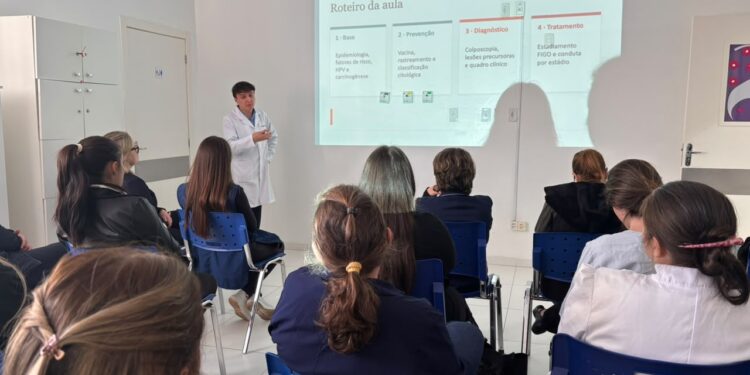 Palestra no SER Mulher aborda prevenção e diagnóstico precoce do câncer do colo do útero
