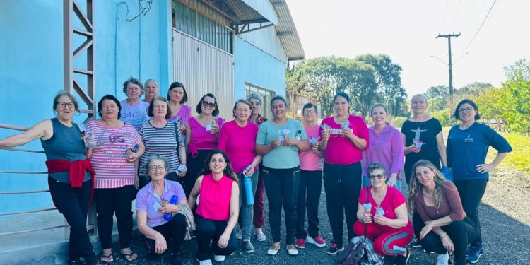 Ação do Outubro Rosa reúne mulheres no Povoado Argenta para conscientização e autocuidado