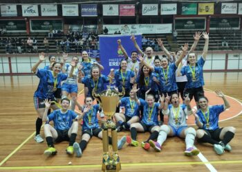 Taça Erechim de Futsal 2026: Vetera/Pirados é campeão do Veterano e LP Erechim do Feminino