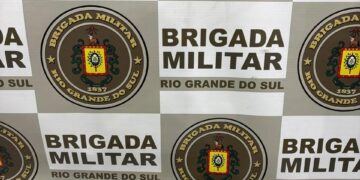 Brigada Militar prende mulher por posse irregular de arma de fogo em Erechim