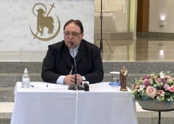 Dom Adimir convida Diocese de Erexim a rezar pelo Papa Leão XIV