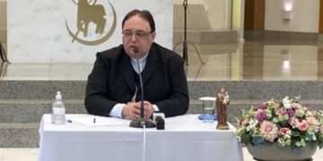 Dom Adimir convida Diocese de Erexim a rezar pelo Papa Leão XIV