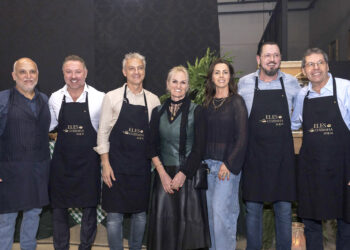 “Eles na Cozinha” estreia com sucesso e reúne gastronomia,música e confraternização no Clube do Comércio