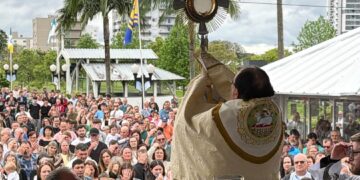 75ª Romaria de Fátima reúne fiéis em Erechim com mensagem de paz