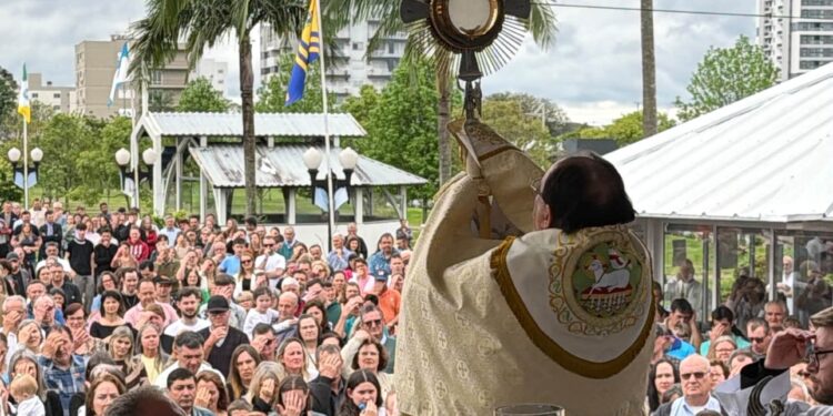 75ª Romaria de Fátima reúne fiéis em Erechim com mensagem de paz