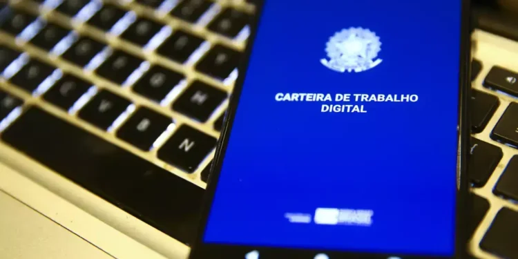 Governo garante que empresas que cometerem assédio eleitoral serão punidas com “o rigor da lei”