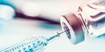 Vacina contra o câncer tem resultado promissor e pode chegar ao mercado em 2027
